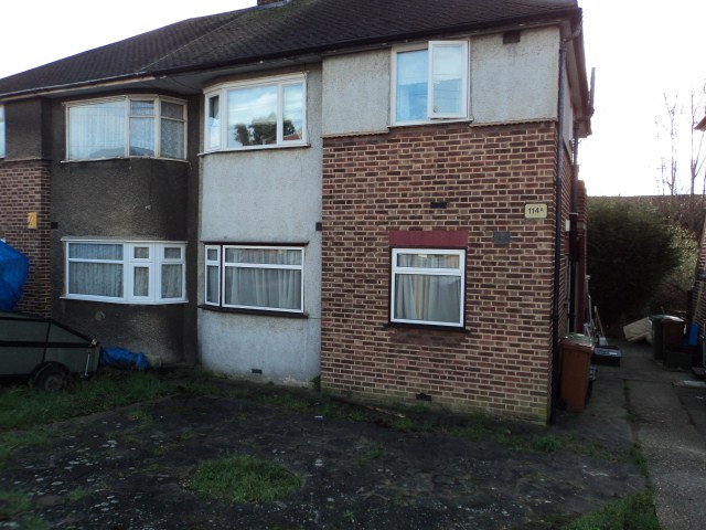 Eversley Avenue, Barnehurst, Kent, DA7 6RG