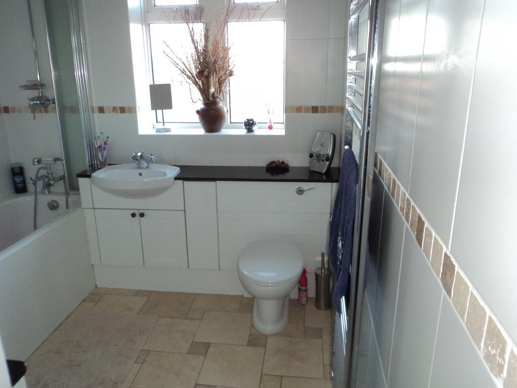 Valance Road, Erith, Kent, DA8 3JS