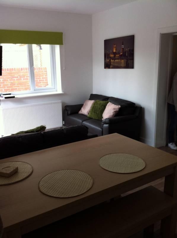 Long Lane, Bexleyheath, Kent, DA7 5AZ
